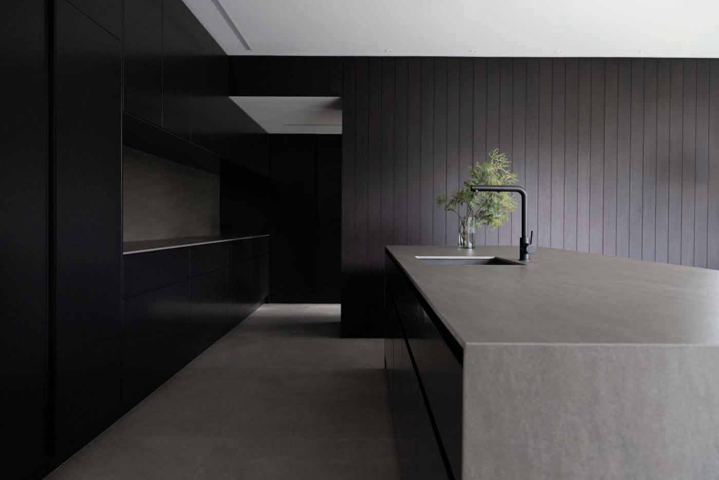 https://smartroom.s3-eu-west-1.amazonaws.com/outputfolder/Neolith_cocinas_2020_descargas%20(67).jpg